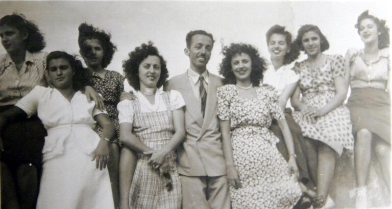 Figura ilustre do Tenis Clube de Macae . Seu Juquinha 768x409