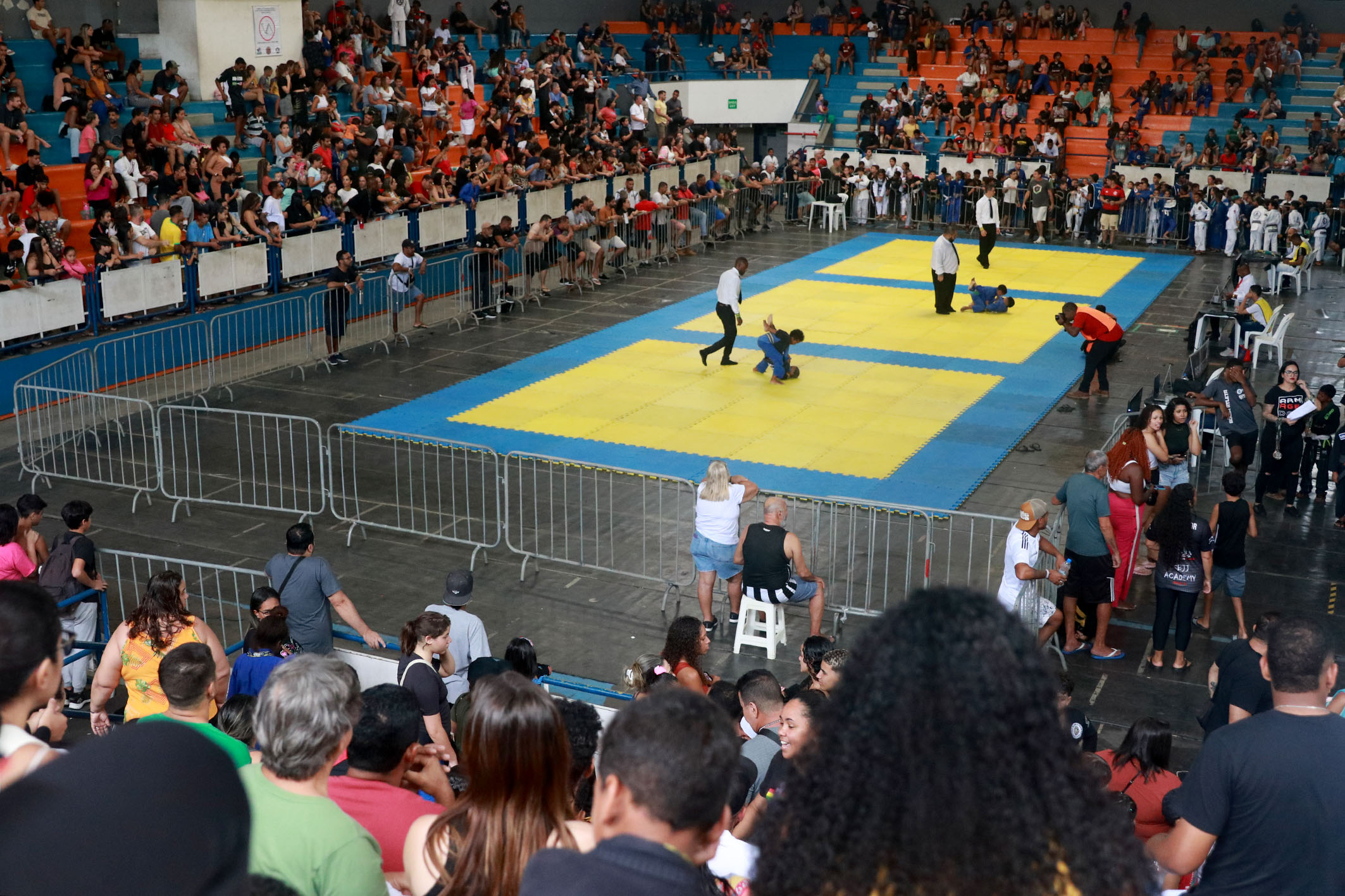 Copa Armageddon de jiu-jitsu reúne atletas de diversas categorias neste domingo 