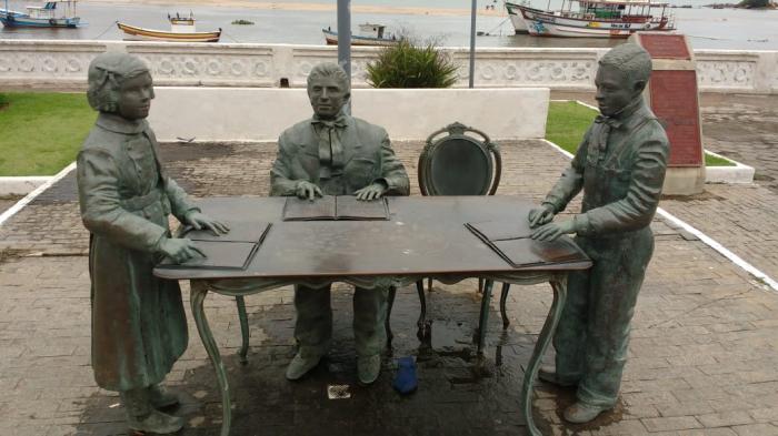Walking Tour Revive a História de Macaé por Meio de Seus Monumentos