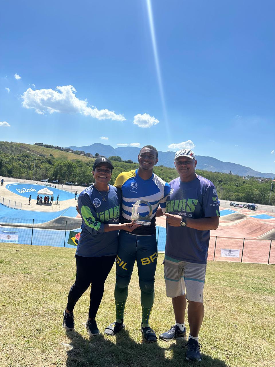 Atleta macaense Silas Andrade conquista vice-campeonato na Copa Latino-Americana de BMX