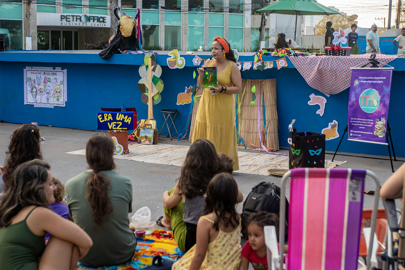 Dia Nacional do Livro Infantil terá programação especial com escritores, sarau e contação de histórias em Macaé