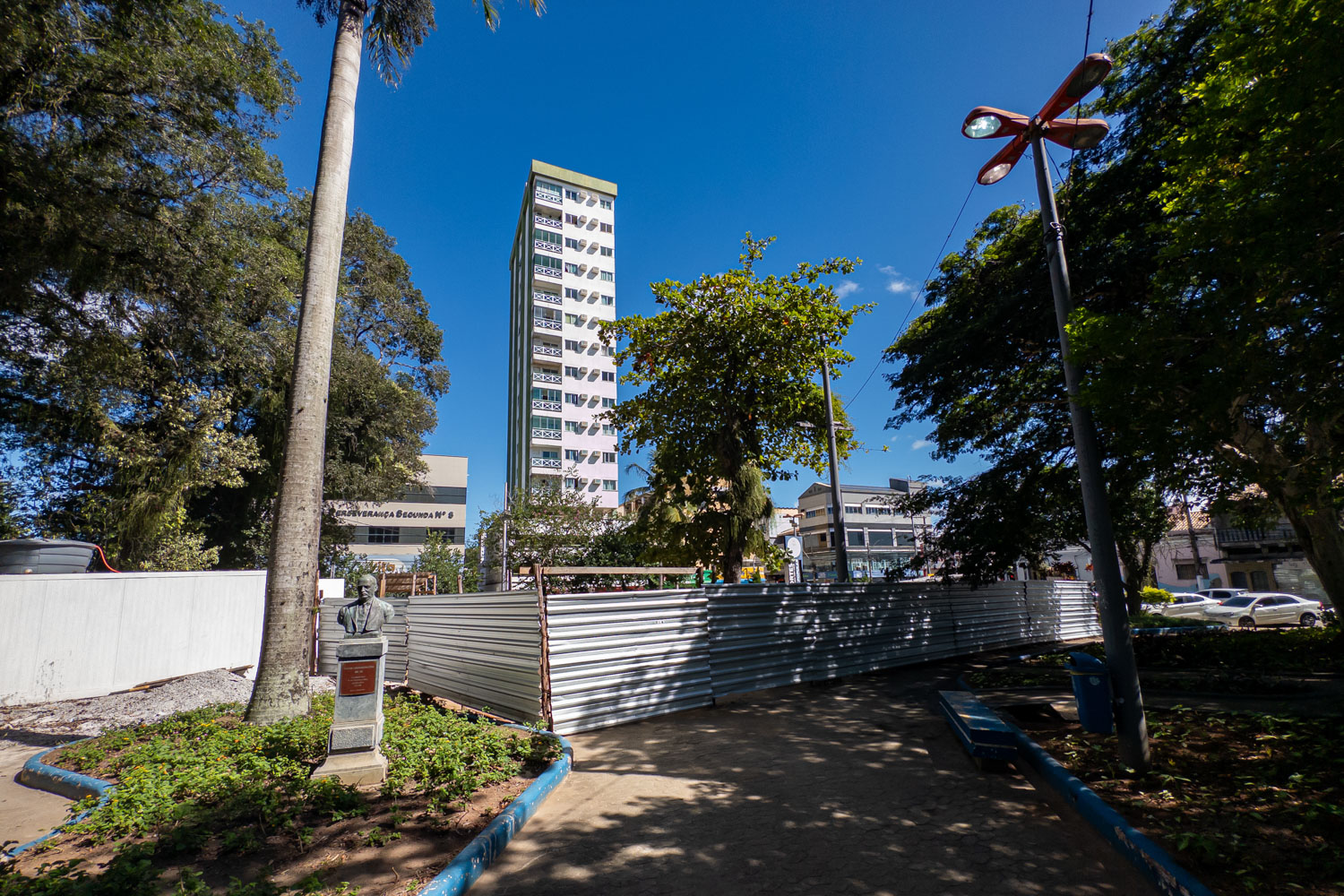 Obras da Academia Popular da Praça Washington Luiz avançam em Macaé