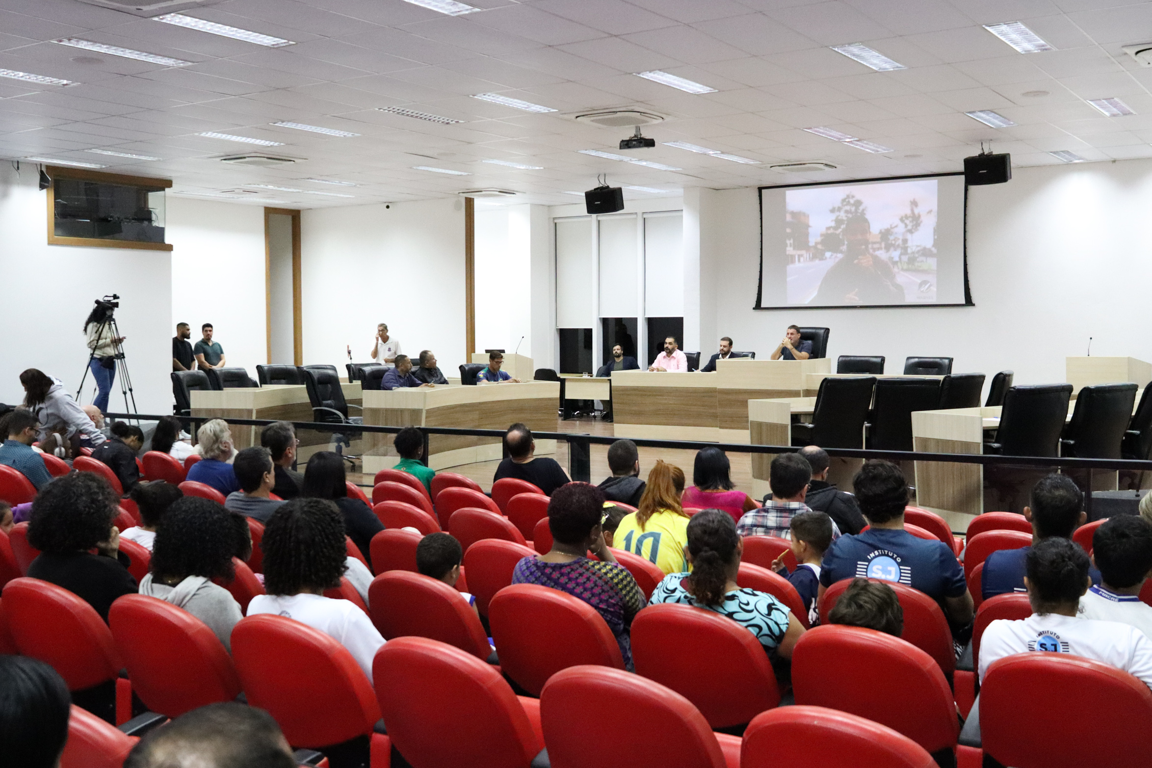 Alunos da rede municipal de Macaé poderão ter aulas gratuitas de artes marciais nas escolas