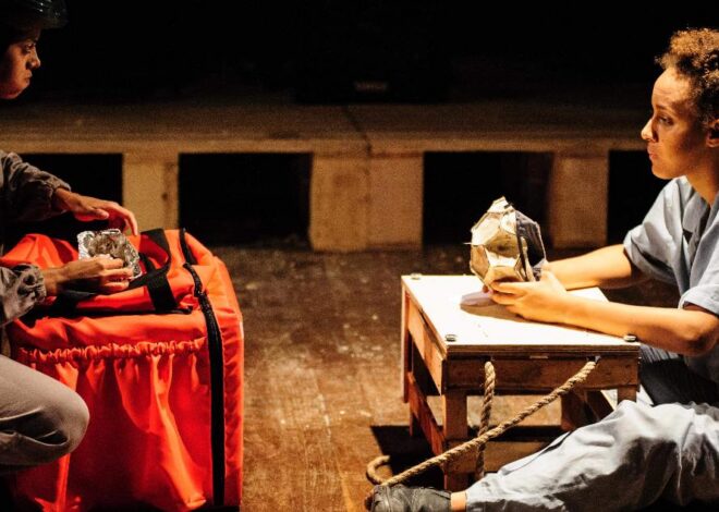 Espetáculo “Revolução na América do Sul” chega ao Teatro Firjan SESI Macaé
