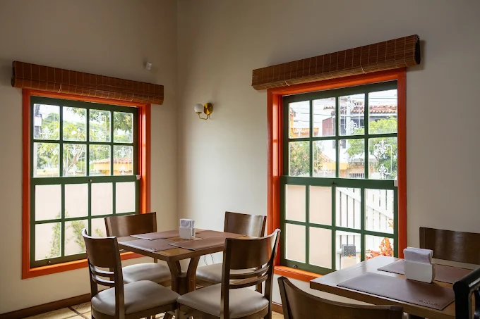 Domella Café